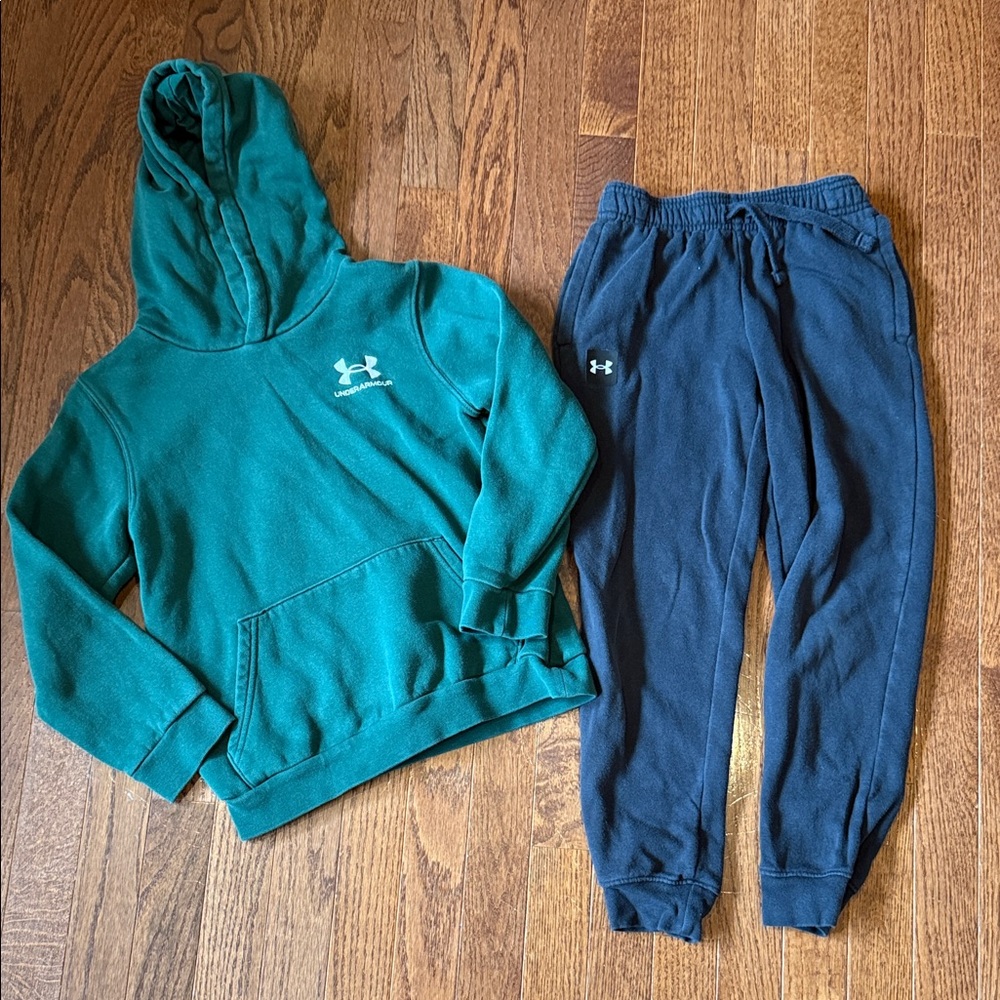 Under Armour Kids size small green Hoodie and black fleece Joggers